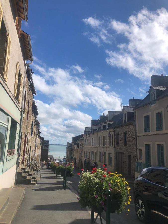 Appartement Rue Georges V - Port De La Houle Cancale Exterior foto